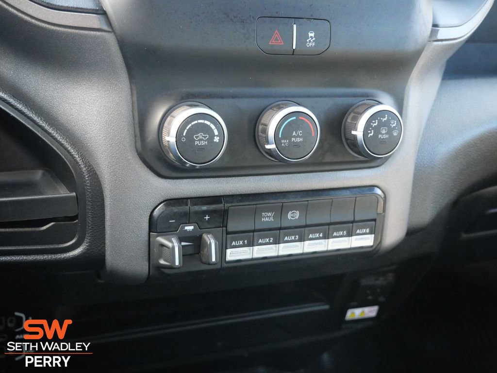 Used 2023 RAM 3500 Tradesman w/ Chrome Appearance Group image 26