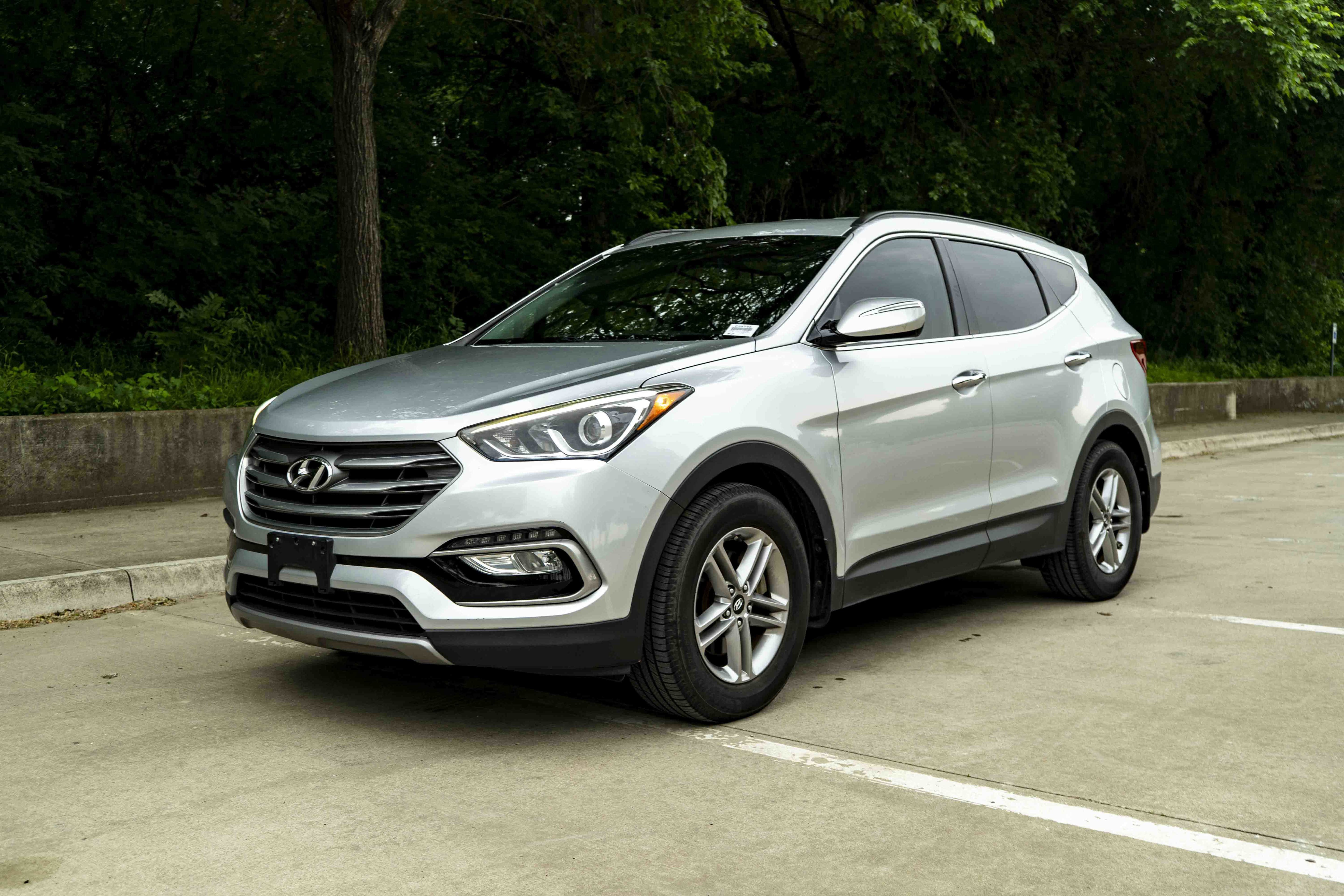 Used 2017 Hyundai Santa Fe Sport FWD image 5