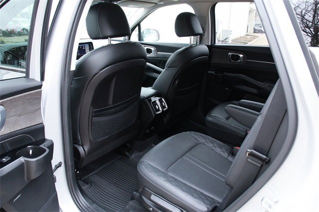 Used 2022 Kia Sorento SX Prestige image 38