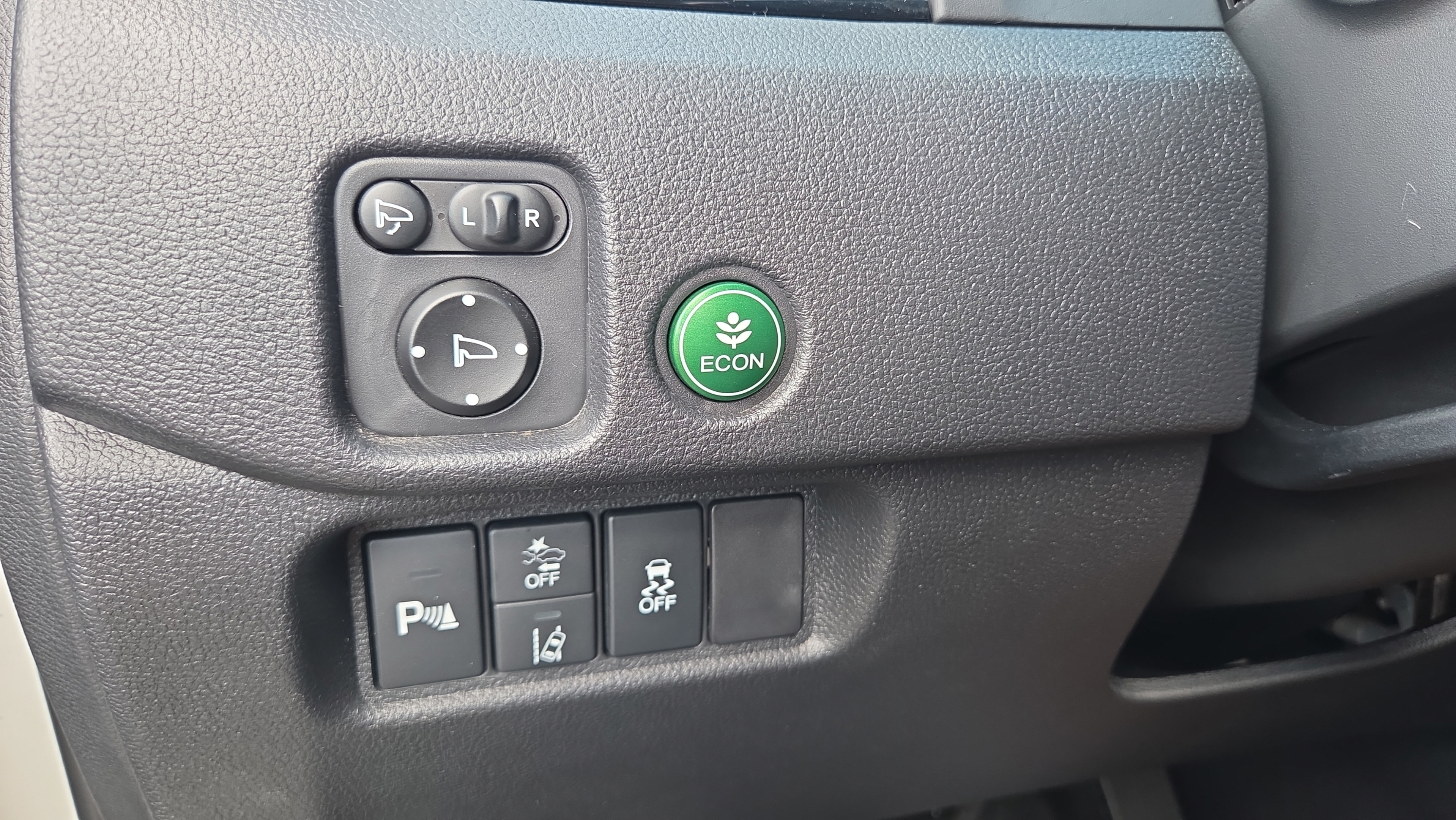 Used 2019 Honda Passport Touring image 32