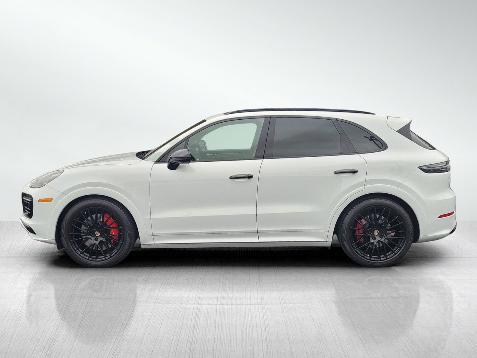 Used 2021 Porsche Cayenne GTS AWD/4WD image 7