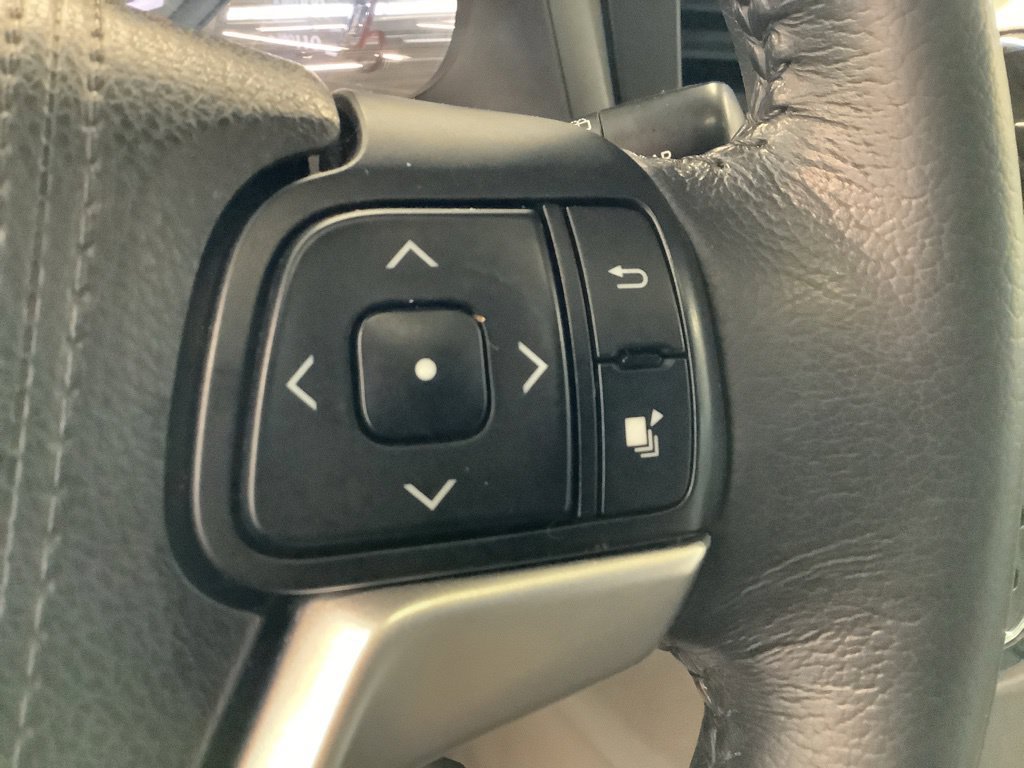 Used 2015 Toyota Sienna XLE FWD image 23