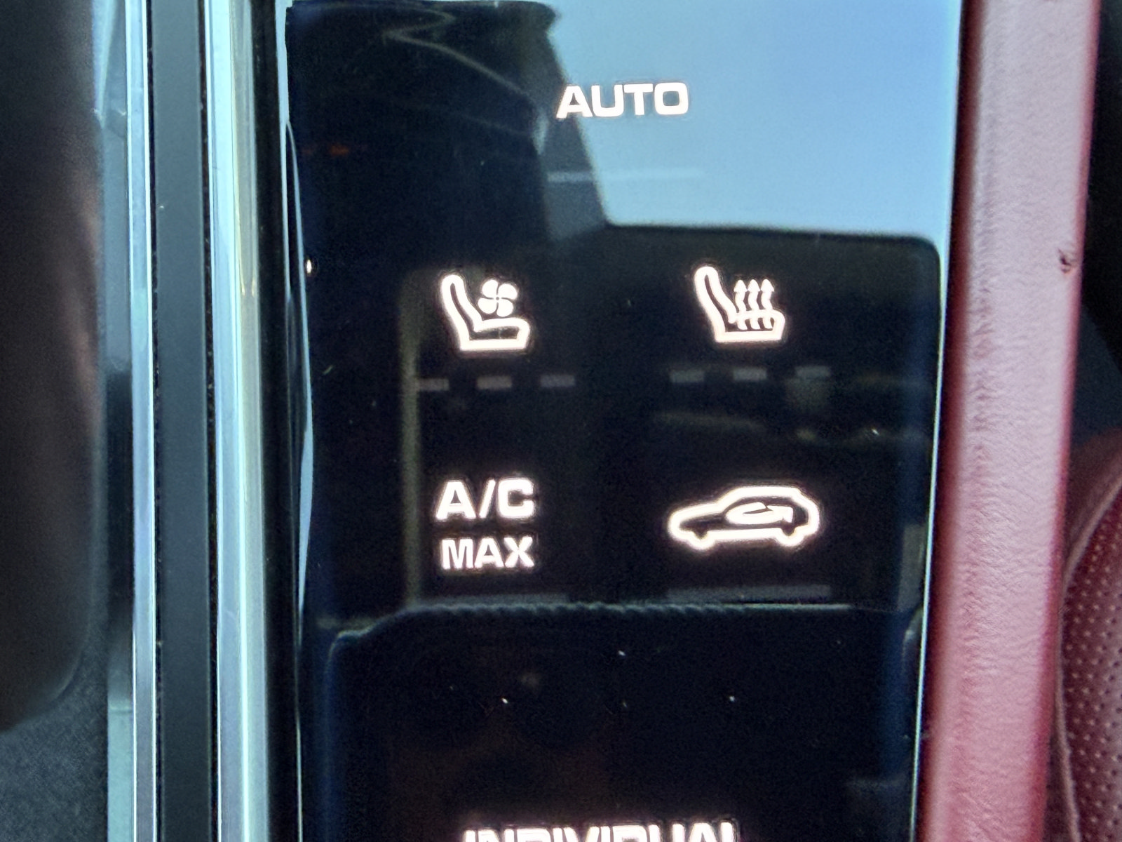 Used 2019 Porsche Cayenne AWD/4WD image 27