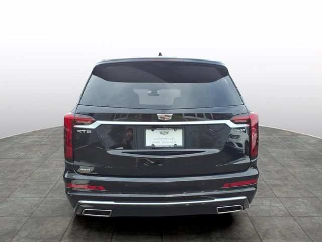 Certified 2025 Cadillac XT6 Premium Luxury w/ Platinum Package AWD/4WD image 4