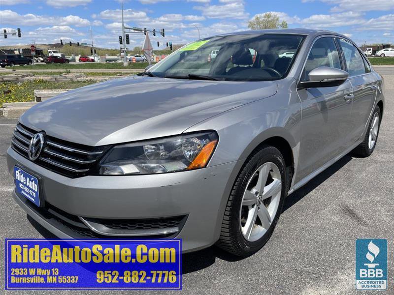 Used 2012 Volkswagen Passat 2.5 SE FWD image 1