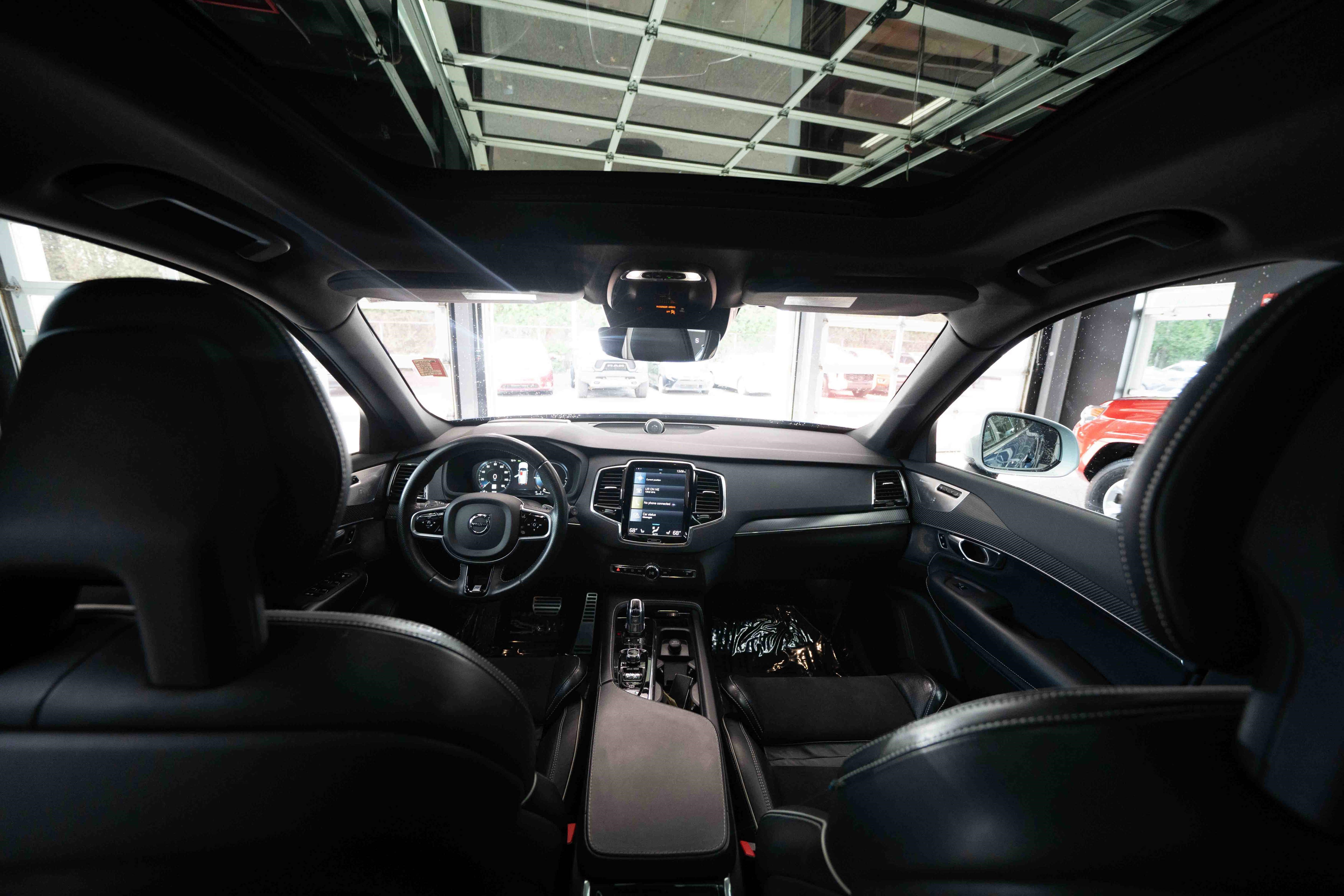 Used 2018 Volvo XC90 T8 R-Design w/ Convenience Package AWD/4WD image 19