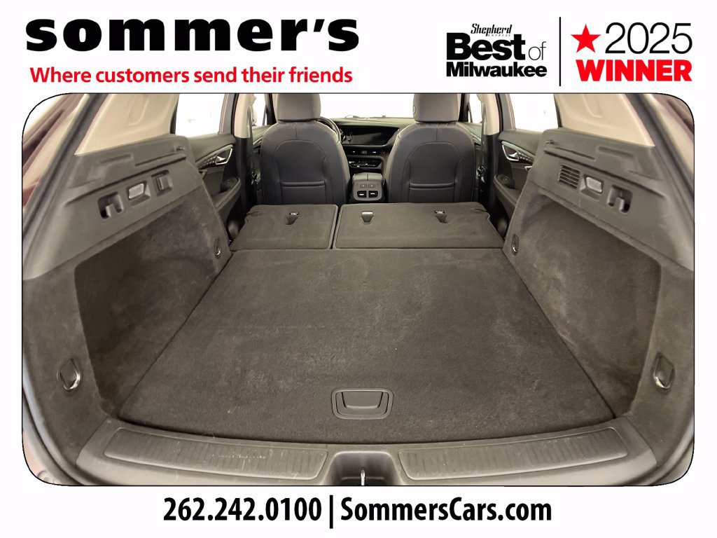 Used 2022 Buick Envision Avenir w/ Technology Package II AWD/4WD image 29