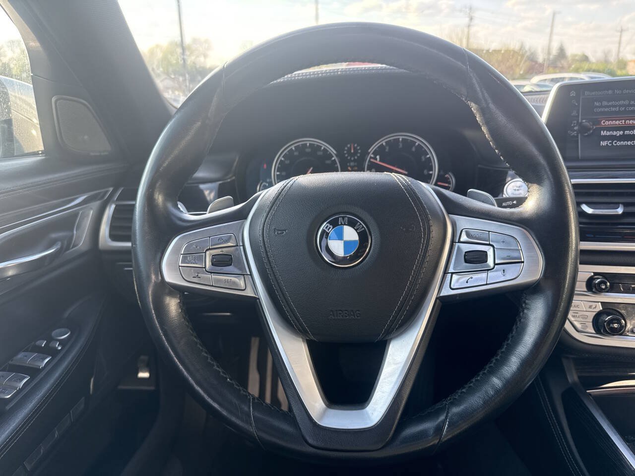 Used 2017 BMW 750i xDrive AWD/4WD image 22