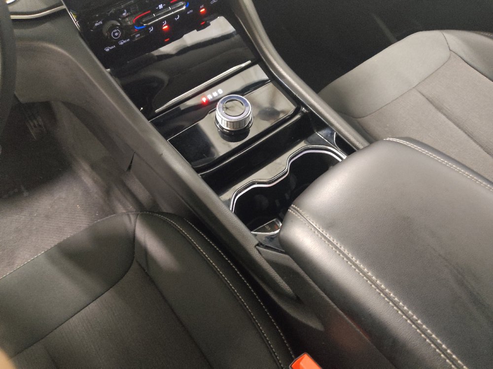 Used 2023 Jeep Grand Cherokee Laredo w/ Luxury Tech Group I AWD/4WD image 26