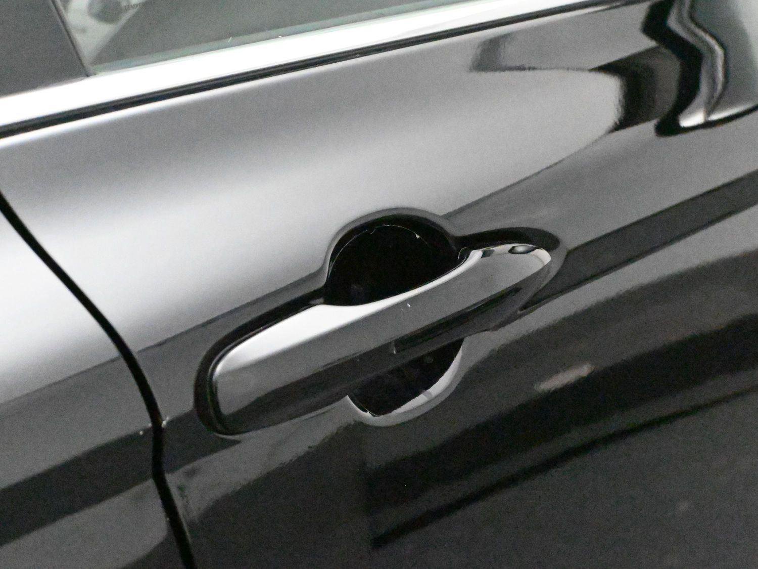 Used 2024 Toyota Camry SE image 12