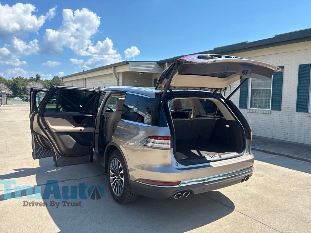 Used 2021 Lincoln Aviator Reserve w/ Equipment Group 201A AWD/4WD image 15