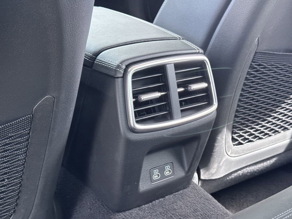 New 2025 Genesis G70 2.5T image 24