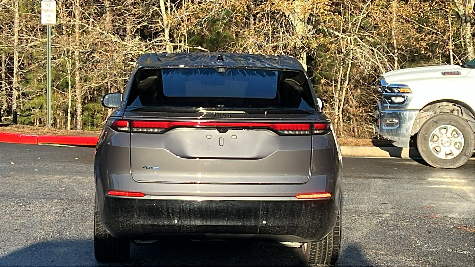 Used 2024 Jeep Wagoneer Launch Edition image 11