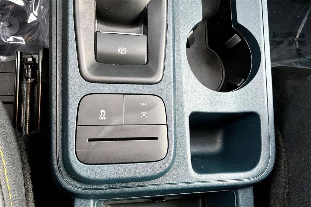 Certified 2025 Ford Maverick Lobo AWD/4WD image 17