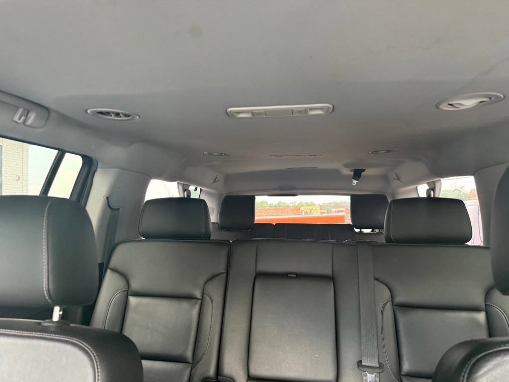 Used 2018 Chevrolet Suburban LT AWD/4WD image 34