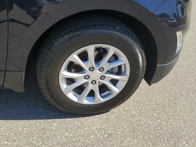 Used 2020 Chevrolet Equinox LS w/ LPO, Floor Liner Package FWD image 6