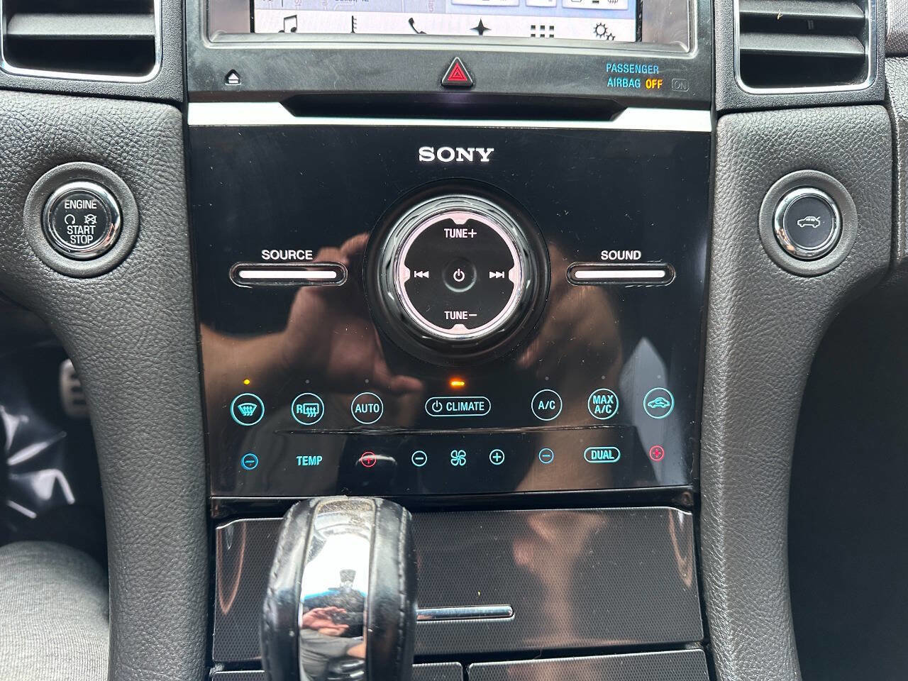 Used 2017 Ford Taurus SHO w/ Sho Performance Package image 32