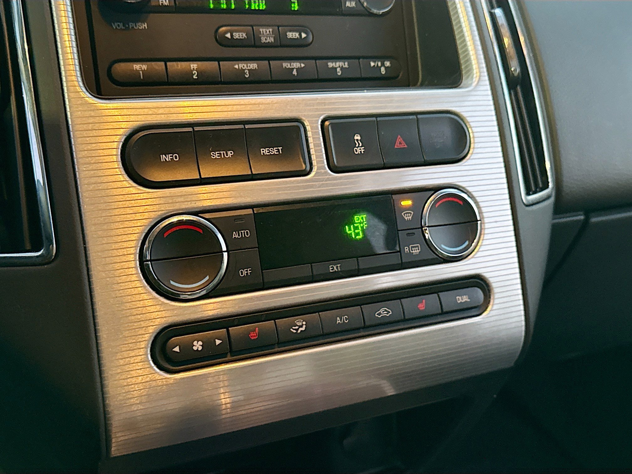 Used 2010 Ford Edge SEL image 10