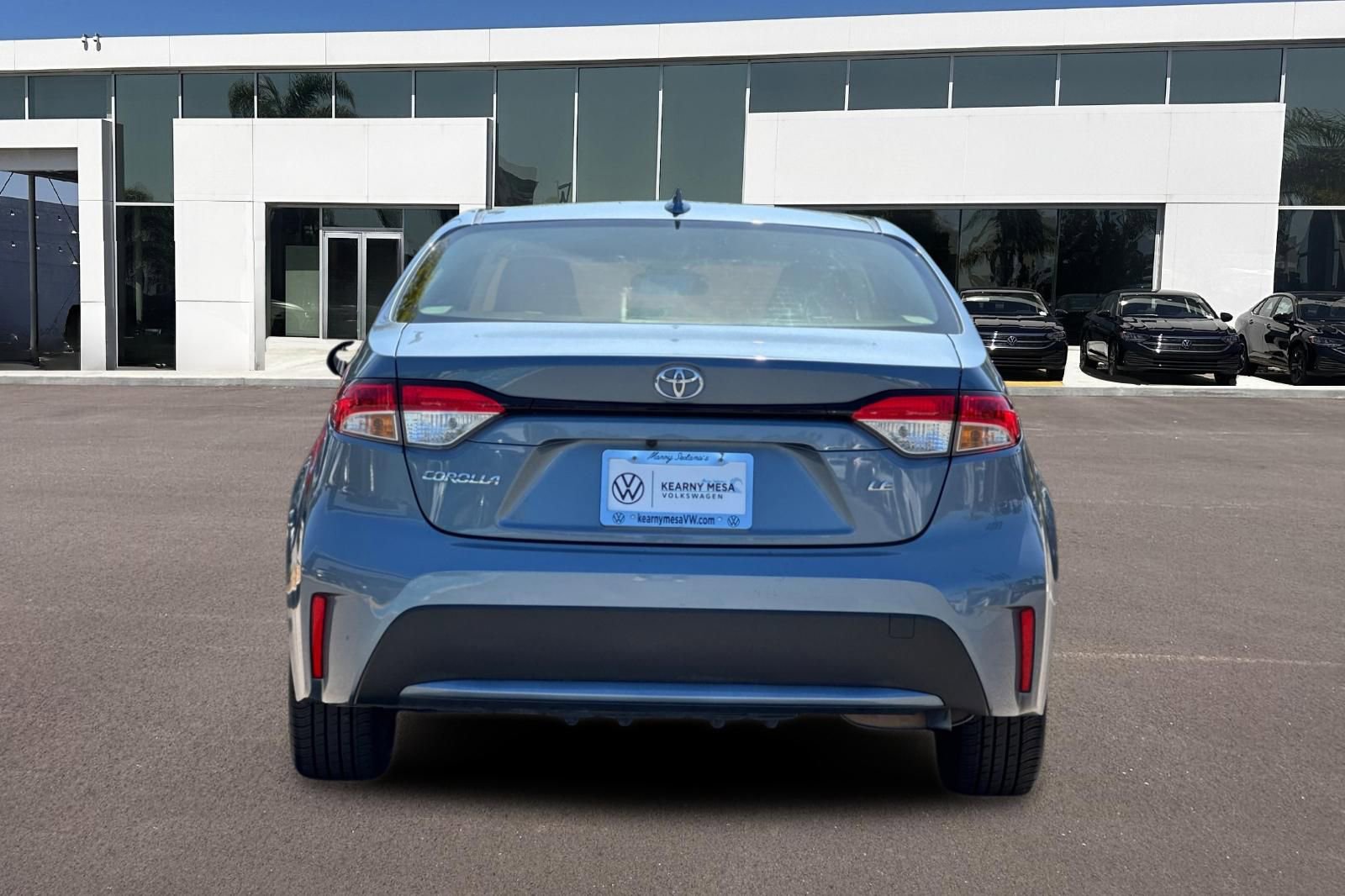 Used 2022 Toyota Corolla LE image 4