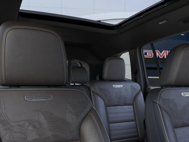 New 2027 GMC Acadia Denali Ultimate w/ LPO, Floor Liner Package AWD/4WD image 24