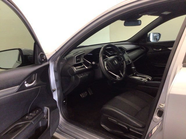 Used 2019 Honda Civic Sport image 8