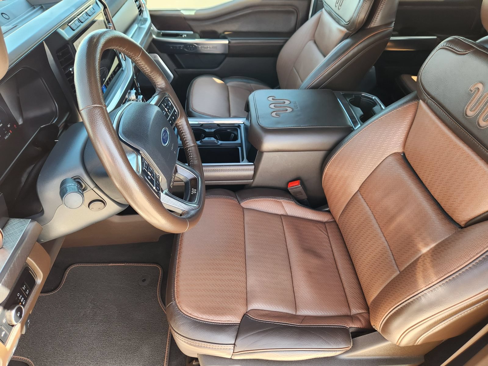 Certified 2024 Ford F250 King Ranch AWD/4WD image 16