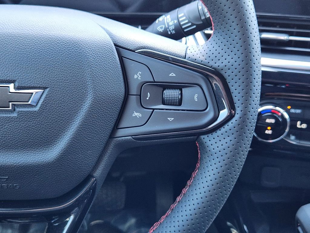 New 2026 Chevrolet Trax RS w/ Sunroof Package image 16