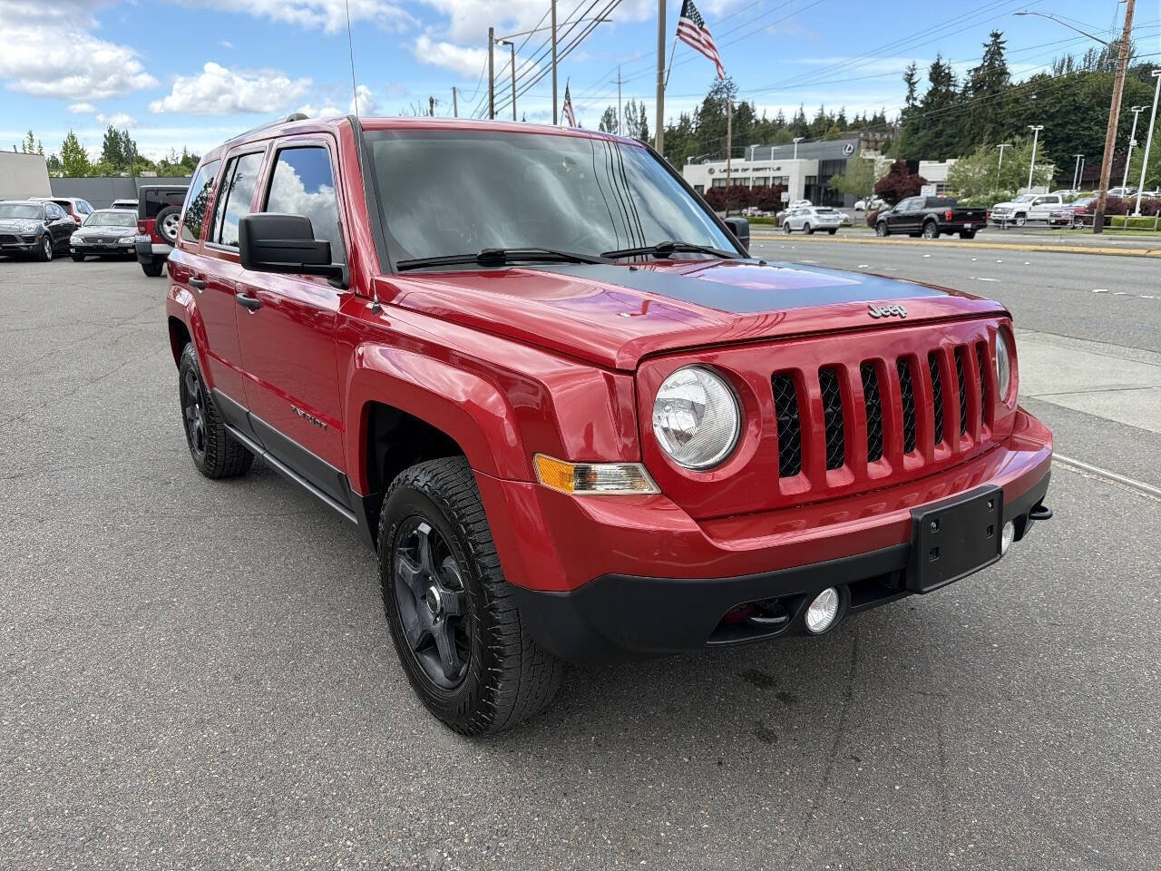 Used 2017 Jeep Patriot Sport AWD/4WD image 13