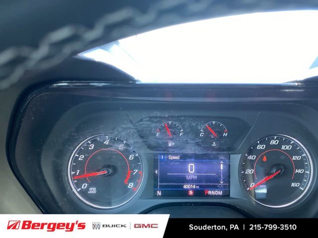 Used 2021 Chevrolet Camaro LT RWD image 12