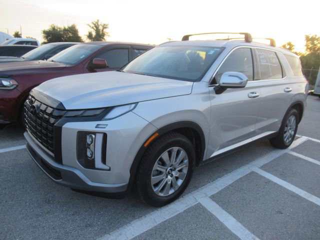 Used 2025 Hyundai Palisade SEL FWD image 3