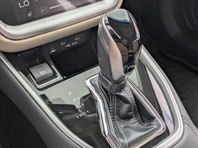 Used 2020 Subaru Outback Limited w/ Popular Package #2 image 11