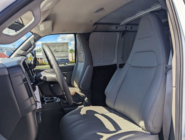 New 2025 Chevrolet Express 2500 w/ Driver Convenience Package image 5