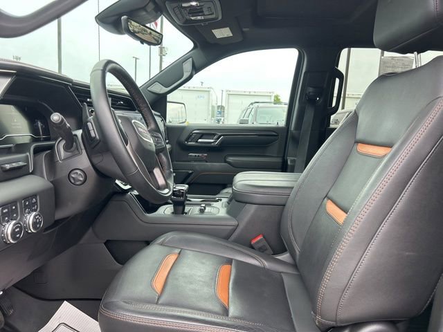 Used 2024 GMC Sierra 1500 AT4 w/ Technology Package AWD/4WD image 15