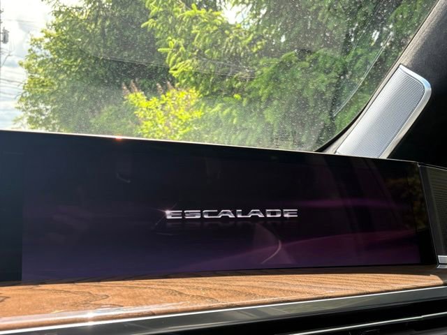 Certified 2025 Cadillac Escalade ESV Sport Platinum w/ LPO, ONYX Package AWD/4WD image 28