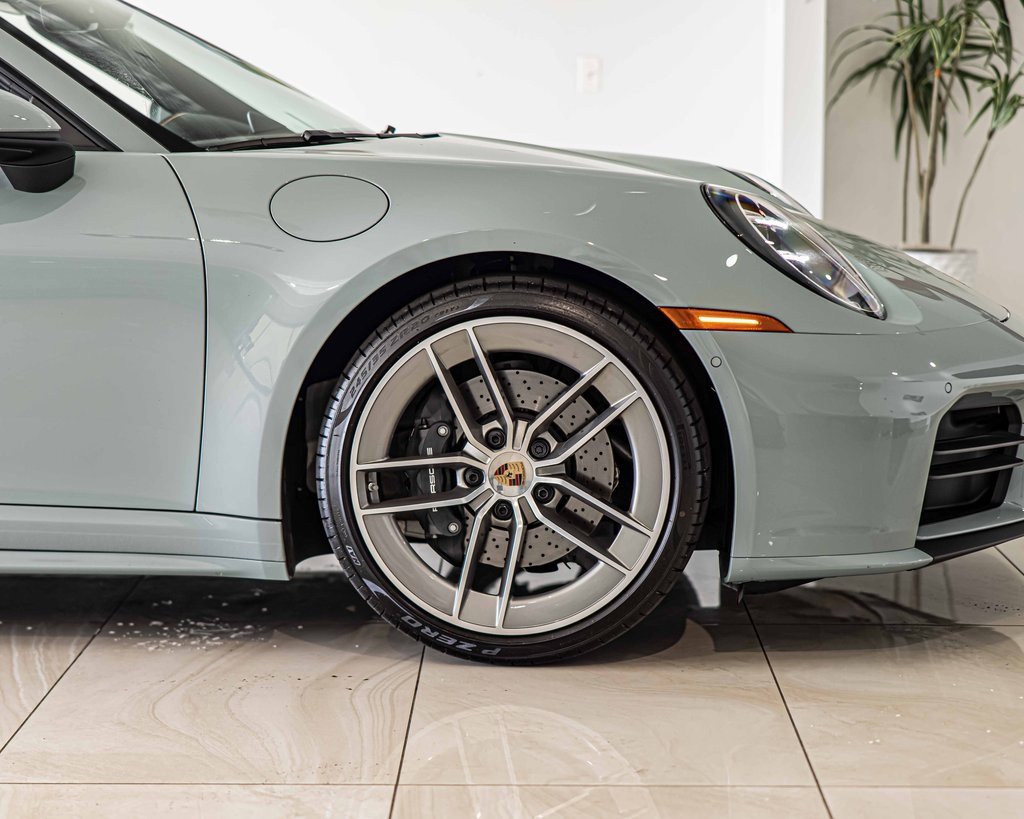 Used 2025 Porsche 911 Carrera image 11