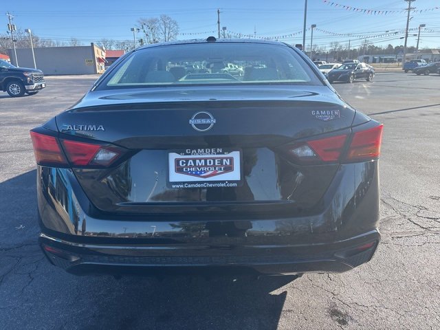 Used 2025 Nissan Altima 2.5 SV image 8