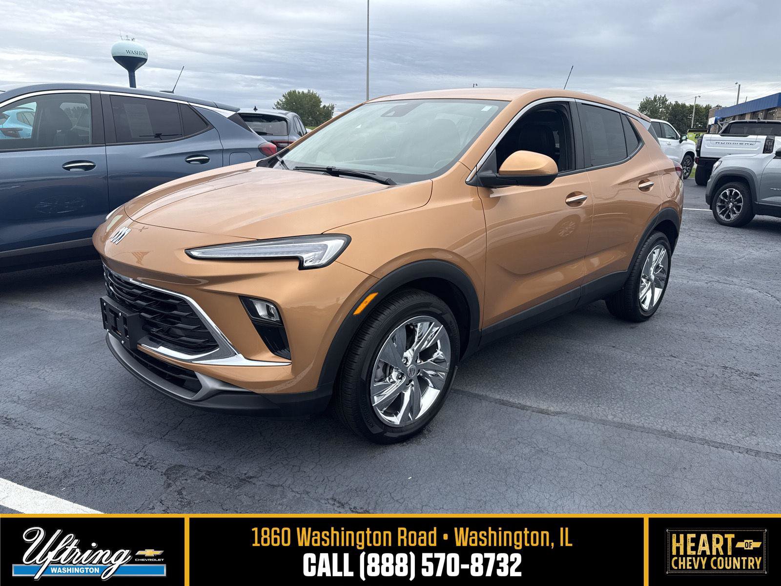 Used 2024 Buick Encore GX Preferred FWD image 1
