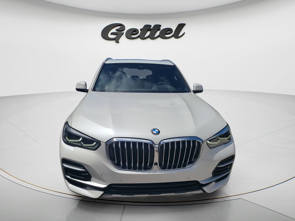 Used 2022 BMW X5 sDrive40i w/ Premium Package RWD image 4