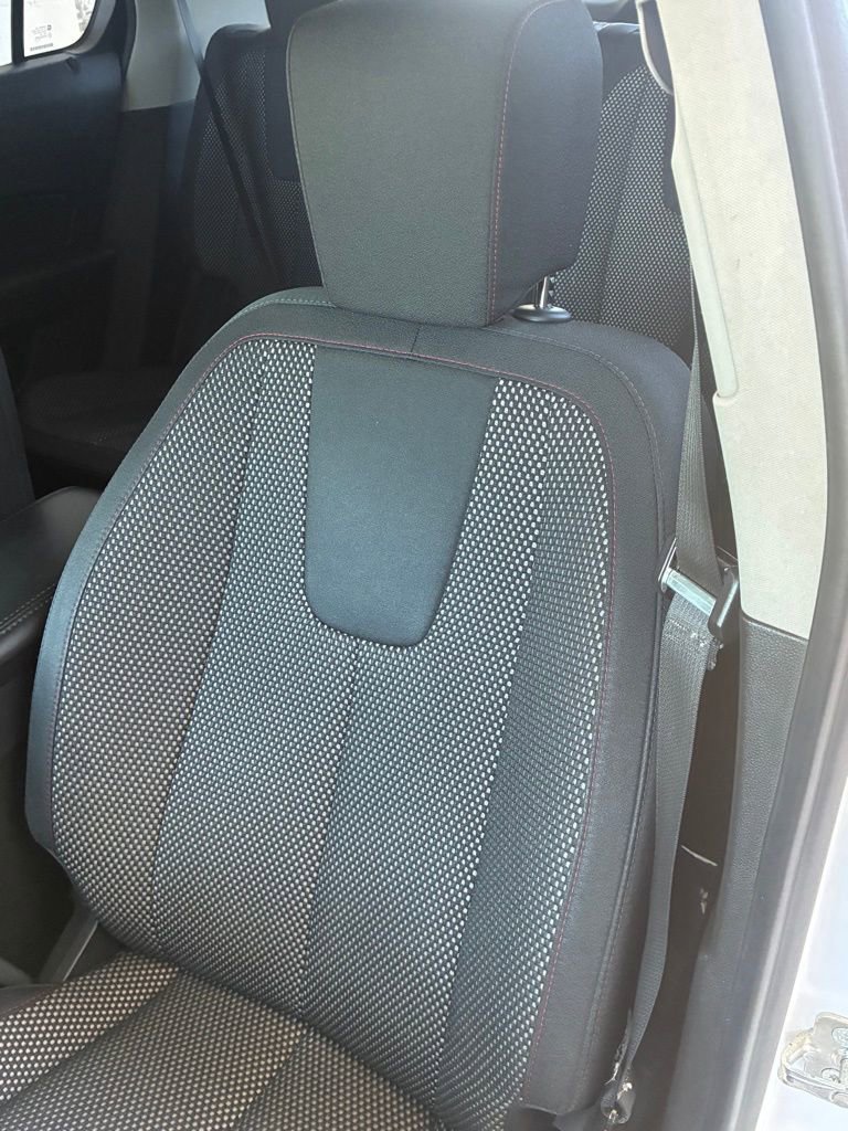 Used 2017 Chevrolet Equinox LT image 22