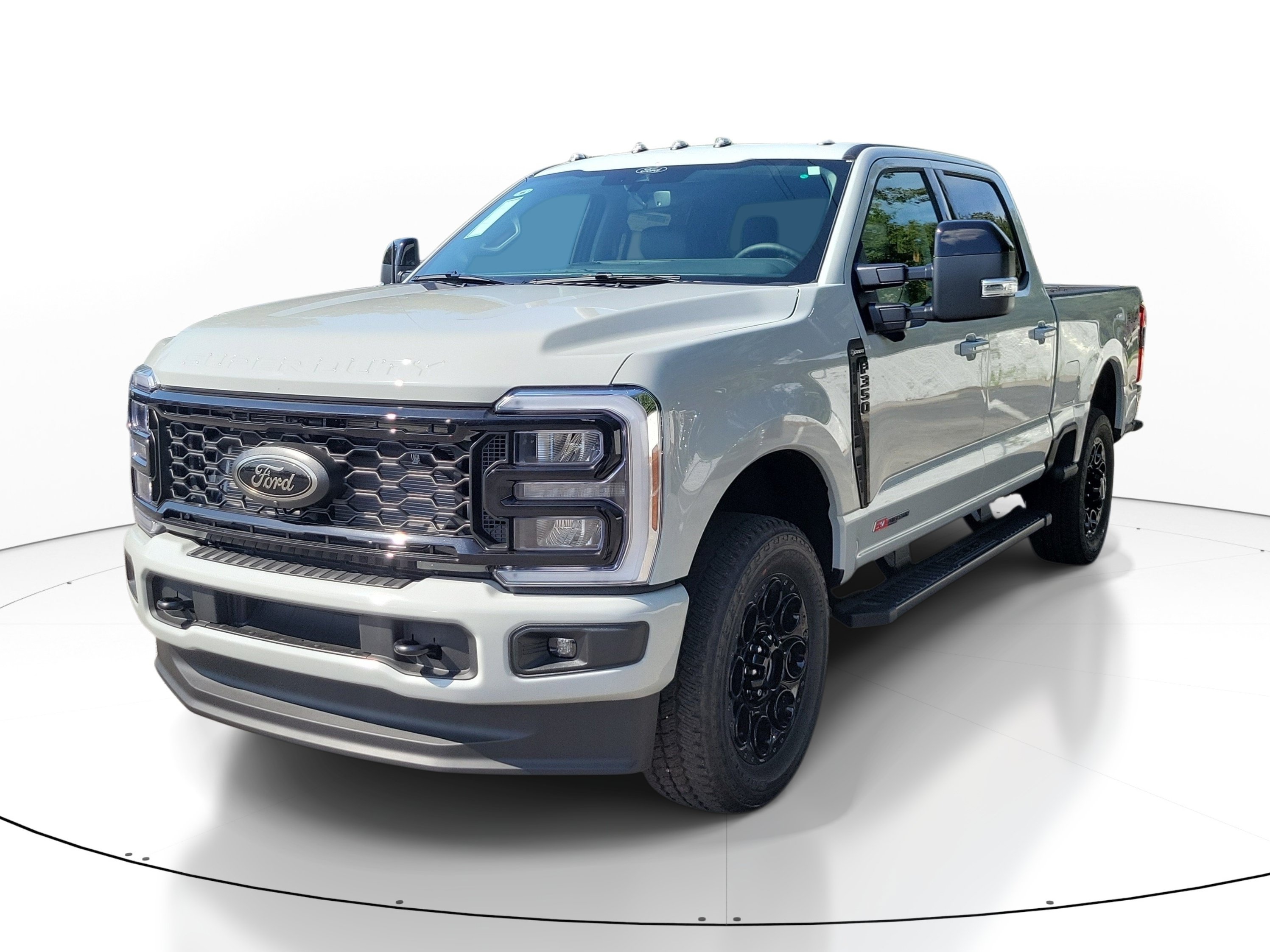 New 2026 Ford F350 Lariat w/ Black Appearance Package AWD/4WD image 3
