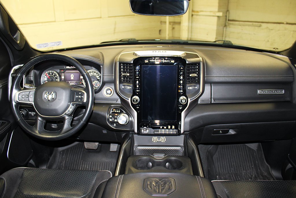 Used 2023 RAM 1500 Laramie AWD/4WD image 9