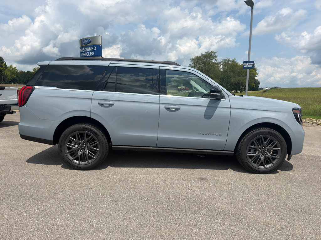 New 2027 Ford Expedition Platinum w/ Driver's Package AWD/4WD image 4