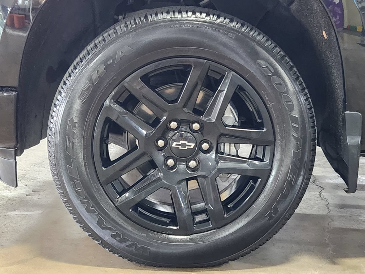 Used 2023 Chevrolet Silverado 1500 Custom AWD/4WD image 26