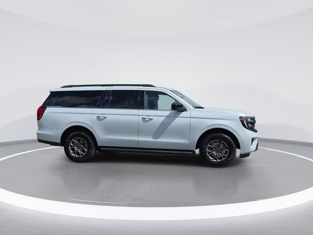 Used 2025 Ford Expedition Max Active RWD image 9