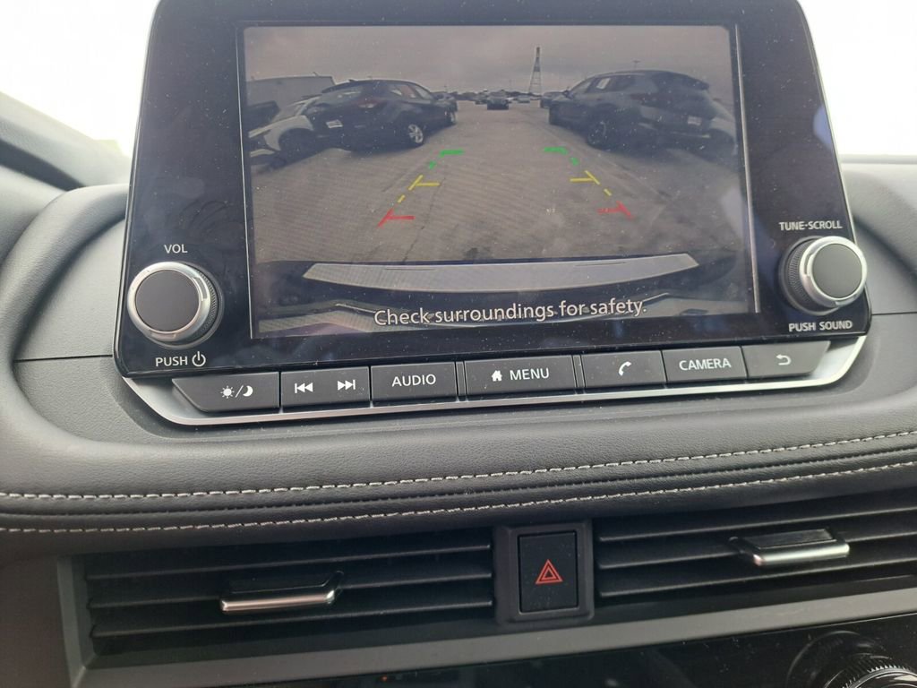 Used 2026 Nissan Rogue SV image 11