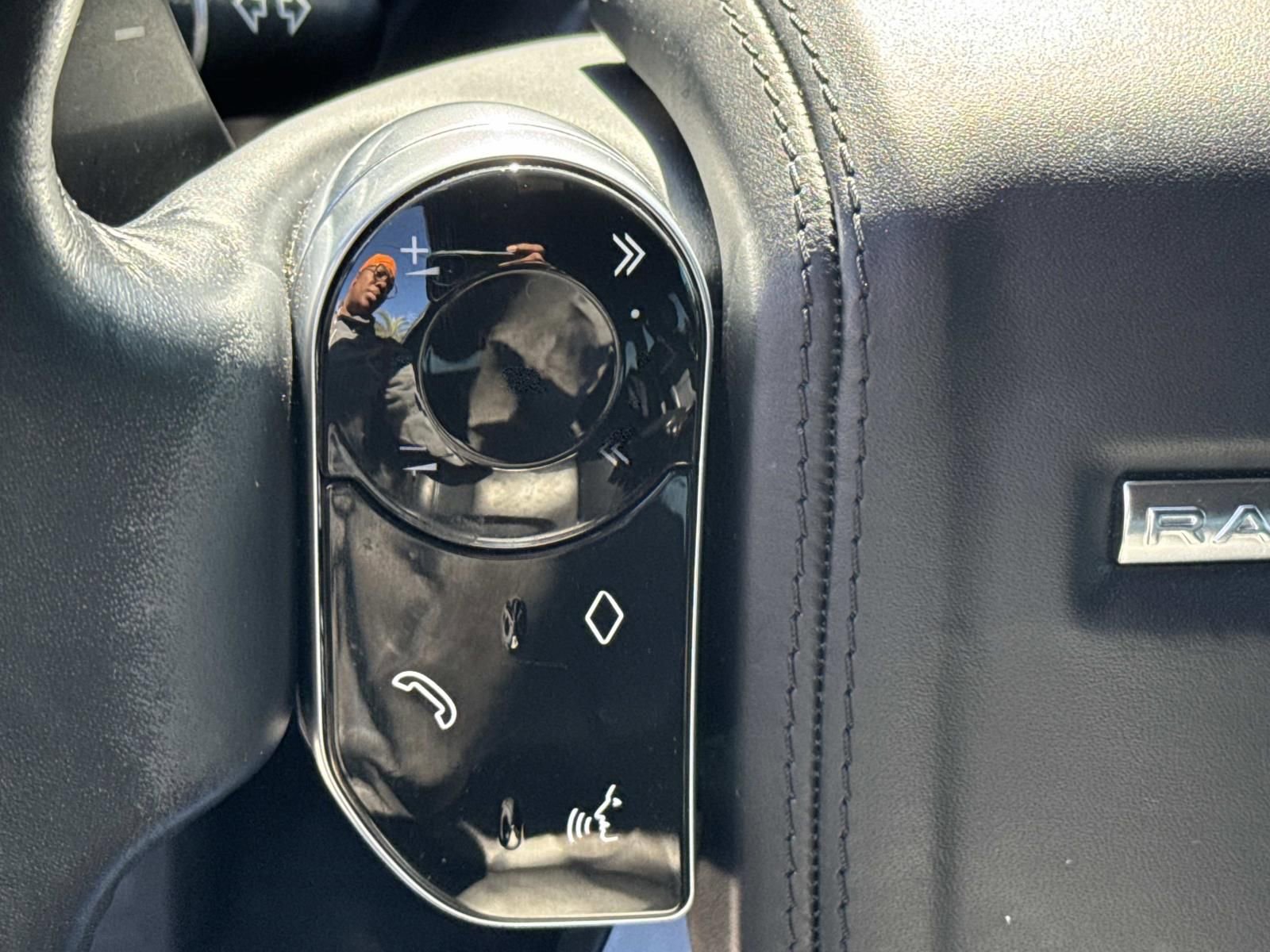 Used 2022 Land Rover Range Rover Westminster Edition image 23