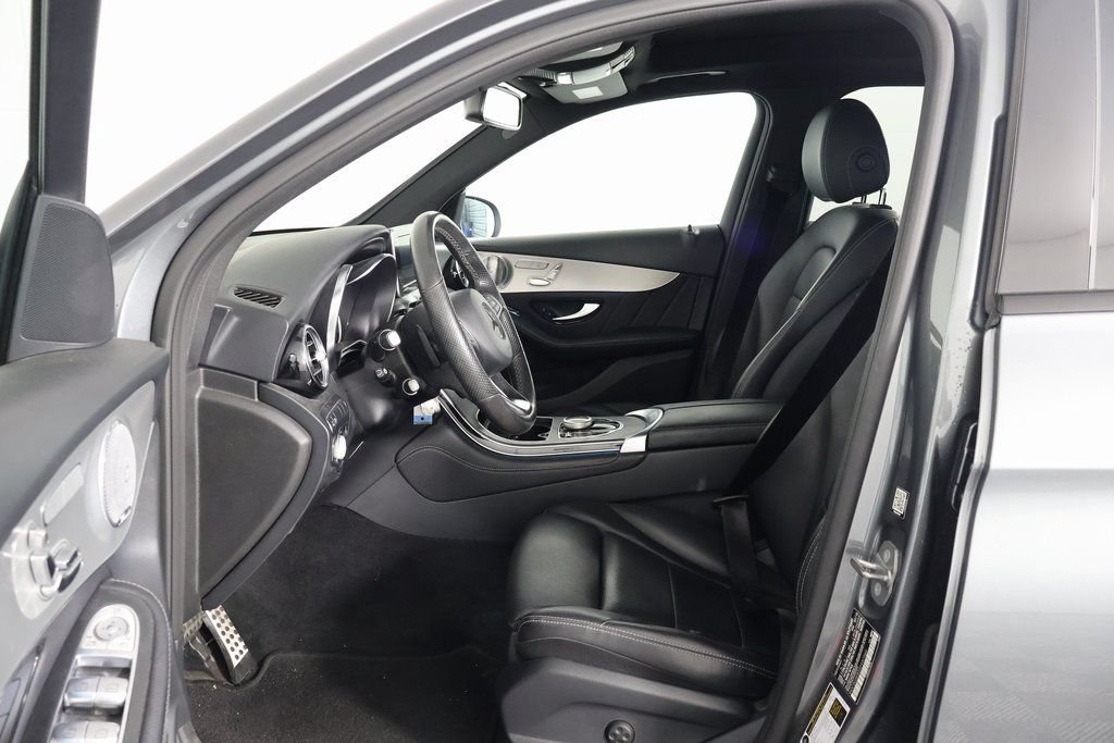 Used 2019 Mercedes-Benz GLC 350e 4MATIC image 8