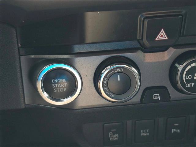 Used 2020 Toyota Tacoma TRD Off-Road w/ Technology Package AWD/4WD image 26