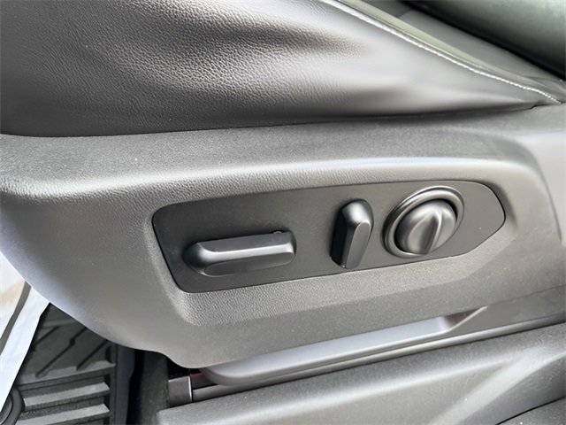 Used 2020 Chevrolet Silverado 2500 LTZ w/ LTZ Premium Package image 11