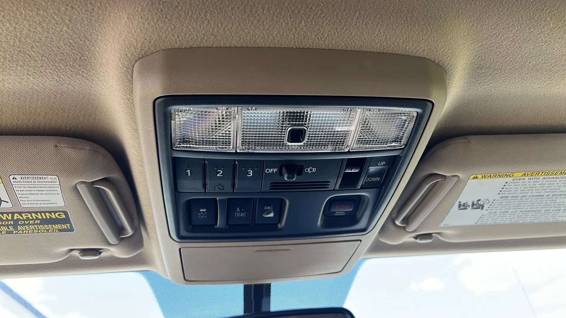 Used 2013 Toyota 4Runner Limited AWD/4WD image 25
